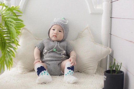 国内私人代生孩子几个月可以吃米饭